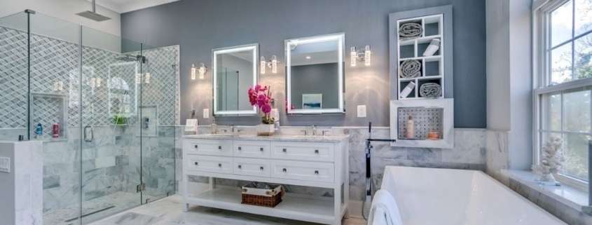10 Essential Tips for Designing a Standout Bathroom